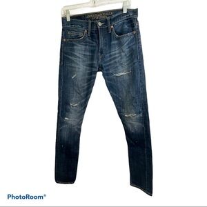 American Eagle Outfitters mens distressed jeans Size 28/30 . Straight leg